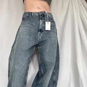Good American Extreme Barrel Jeans NWT